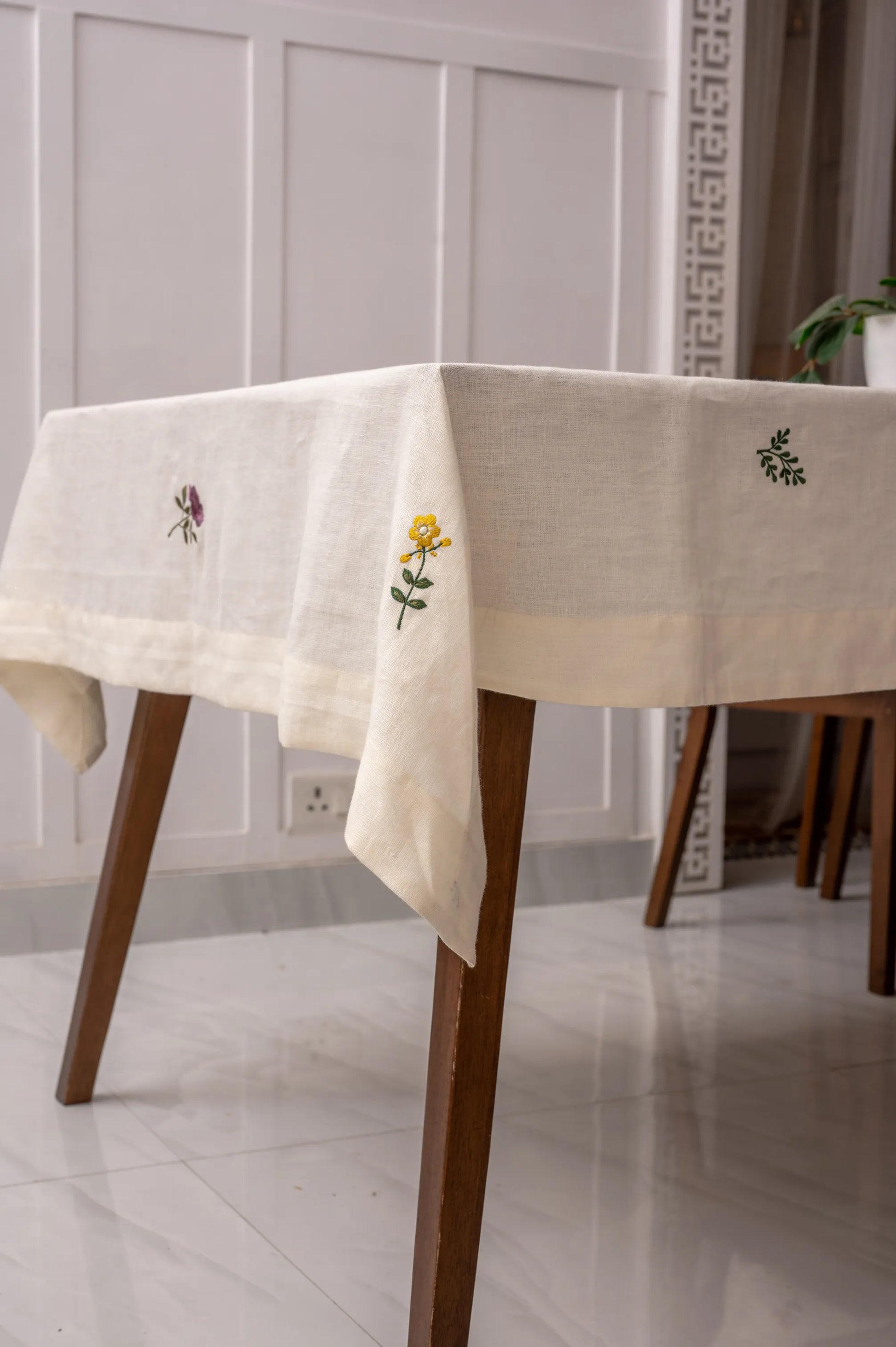 Linen Tablecloth with Botanical Embroidery in Beige